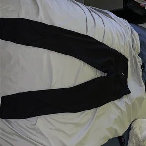 lulu lemon leggings - dri fit type material